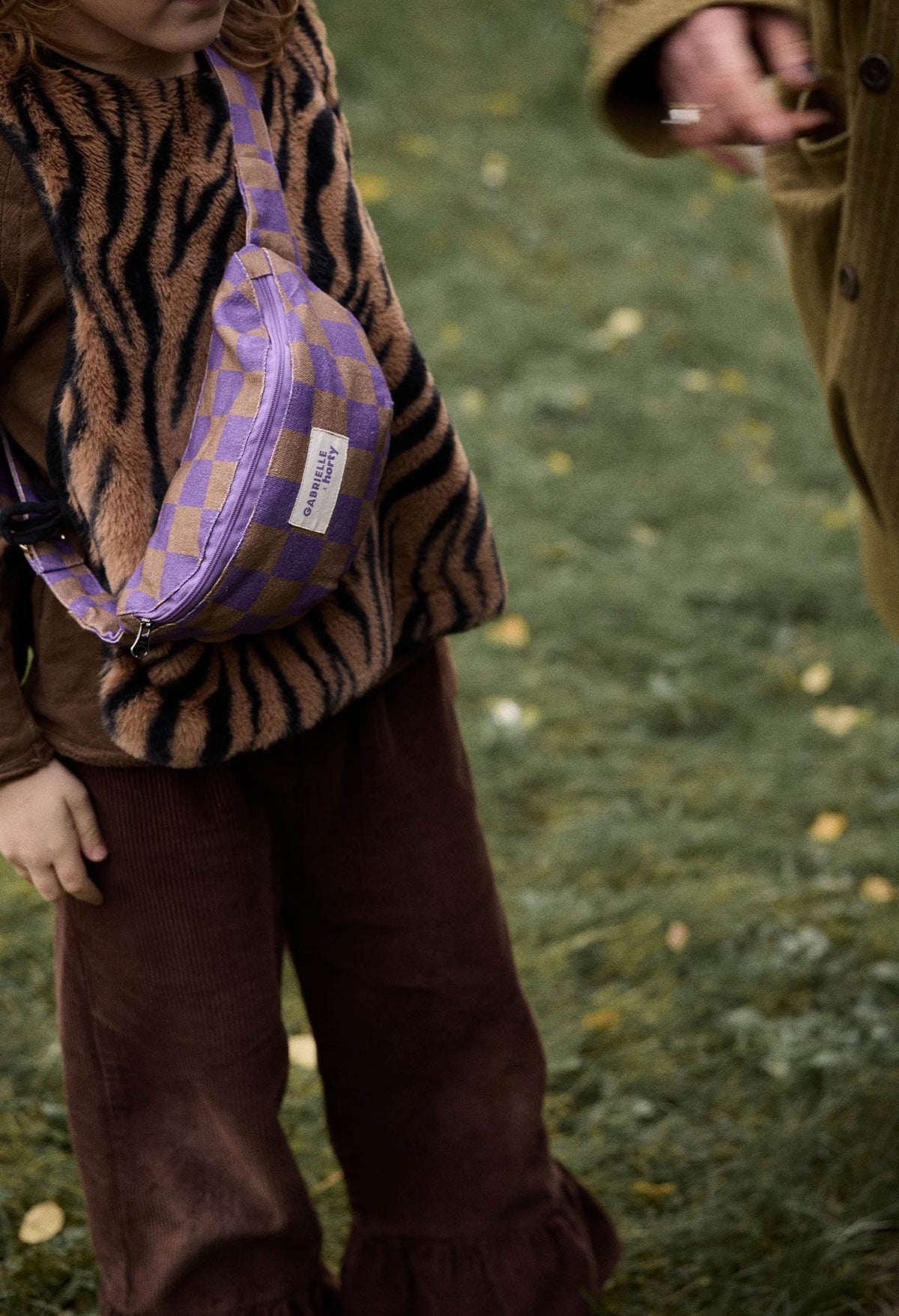 Umhängetasche Gürteltasche Bauchtasche Kids Kinder Gabrielle Paris kariert Lila braun