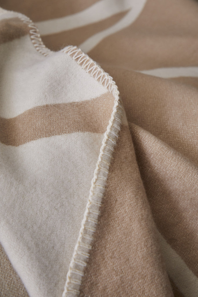 Blanket in soft beige