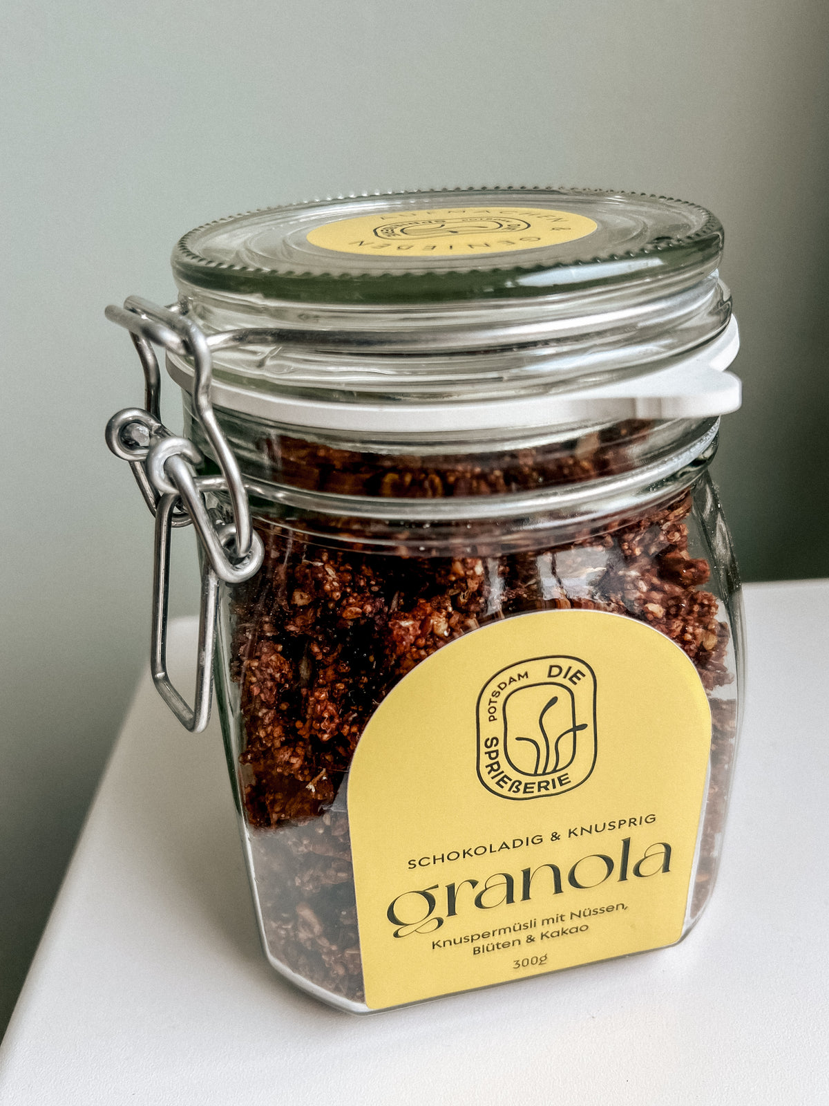 glutenfrei Granola Knuspermüsli Müsli Schokomüsli Die Spriesserie zuckerfrei essbare Blüten