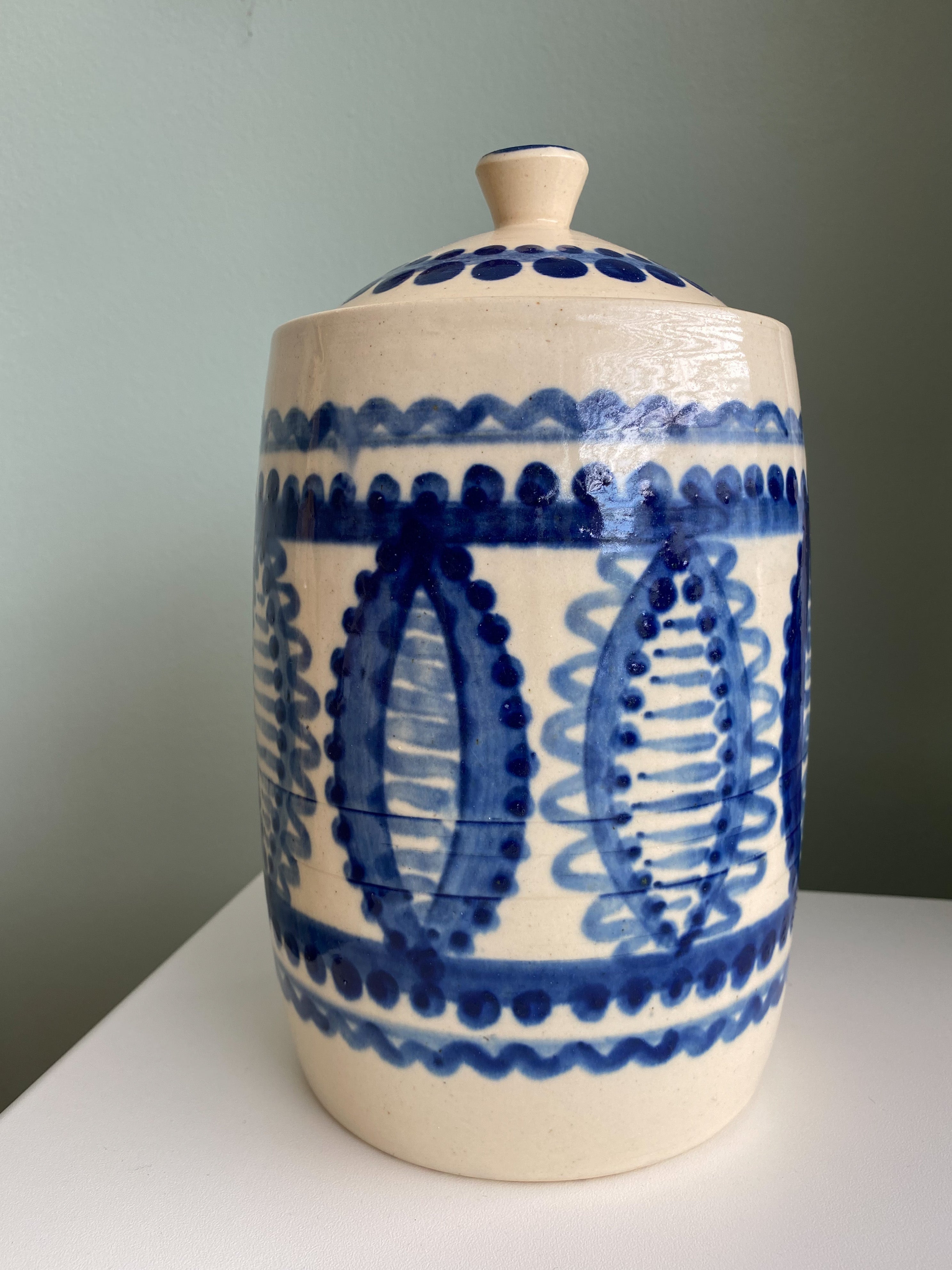 Ceramic pot for storage