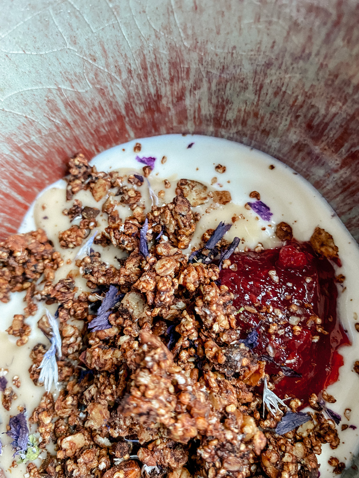 Knuspermüsli Müsli Granola glutenfrei essbare Blüten Die Sprießerie glutenfrei Granola Knuspermüsli Müsli Schokomüsli Die Spriesserie zuckerfrei essbare Blüten