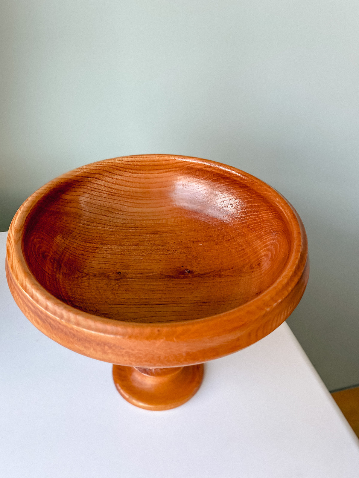 Wooden bowl for pastries and other delicacies
