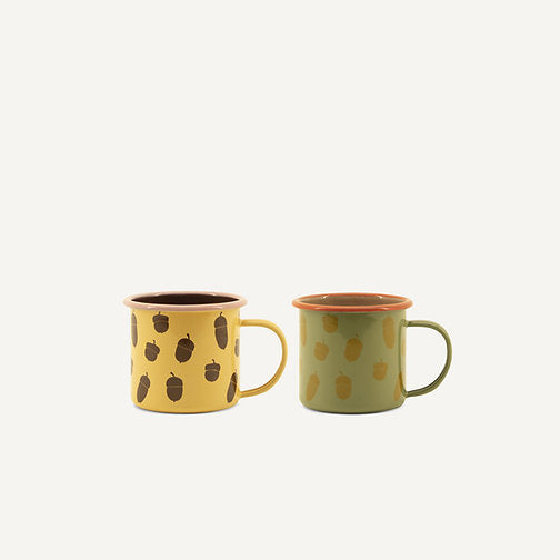 Enamel mug in two colors