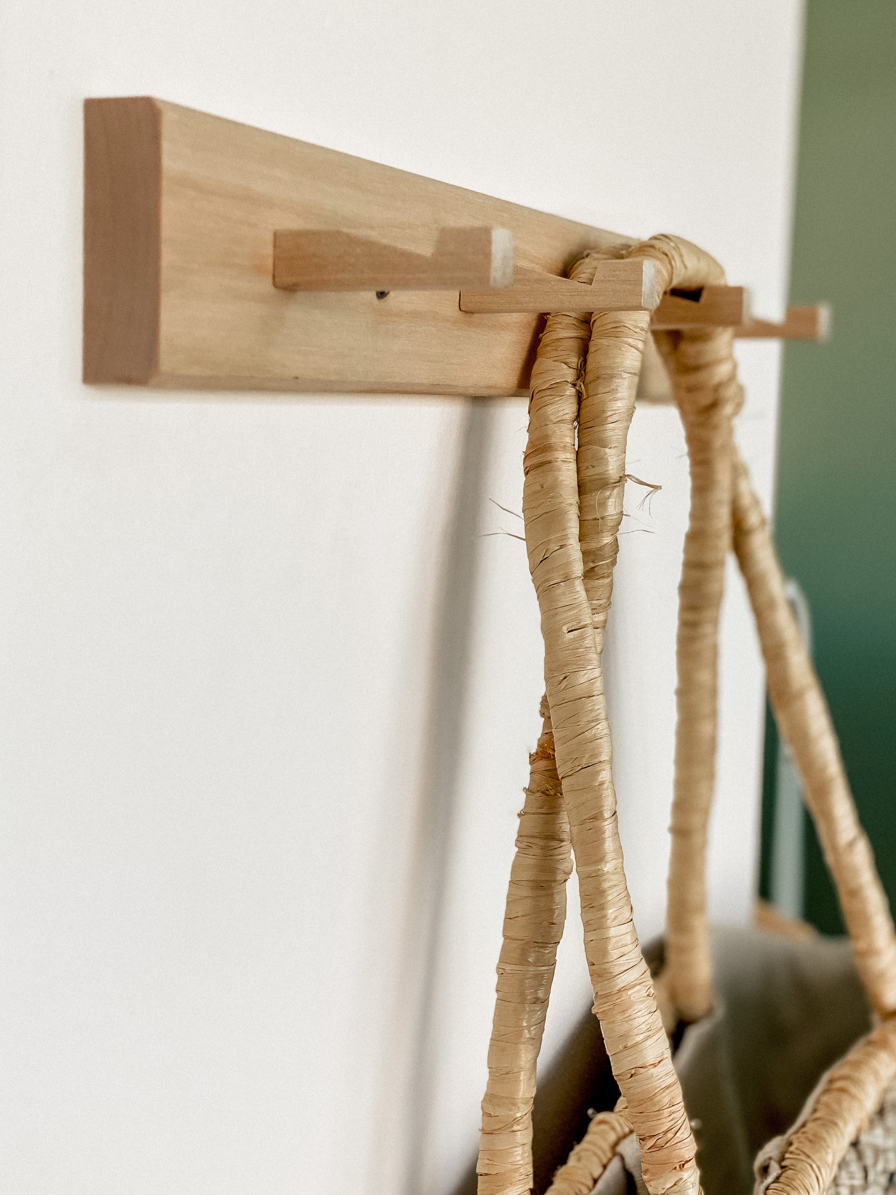 Hook rack made from Swedish birch wood